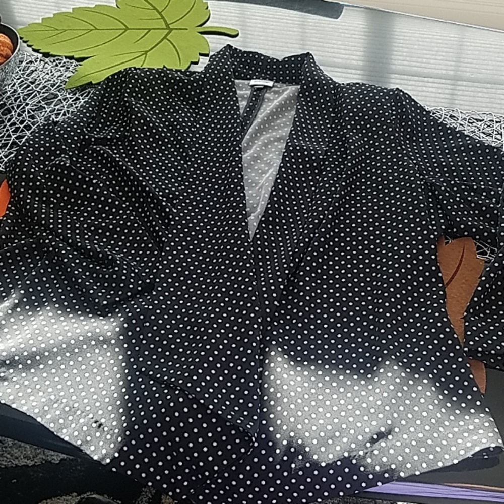 Avenue black and white printed jacket